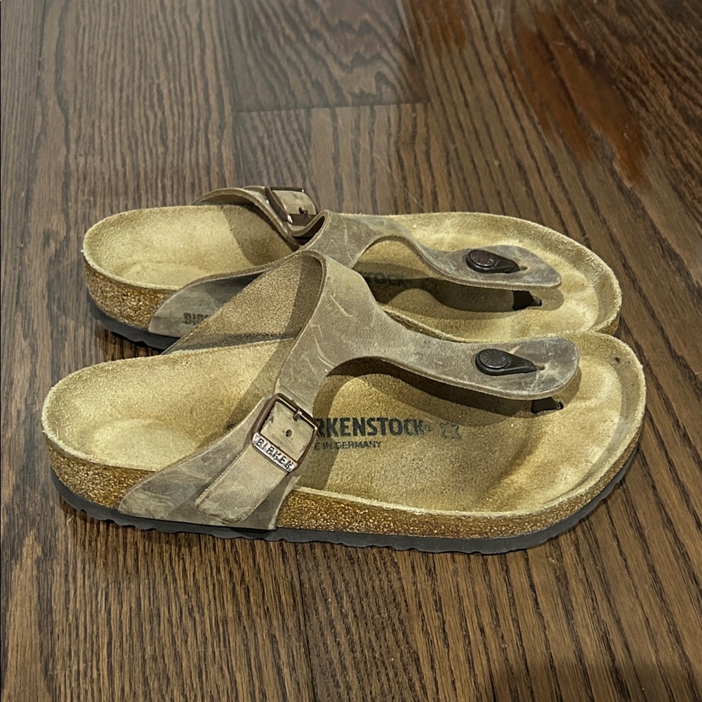 Birkenstock Taupe Suede Thong Sandals gizeh flip flop sz 8 - Picture 2 of 7